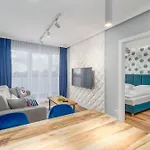 Faro Kasprowicza 20 Ab * Kołobrzeg