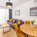 Faro Kasprowicza 20 Ab * Kołobrzeg