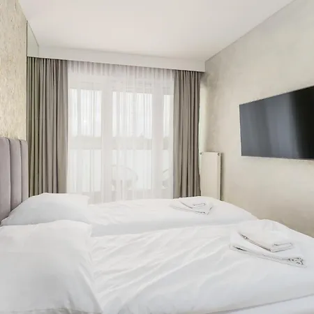 Faro Kasprowicza 20 Ab * Колобжег