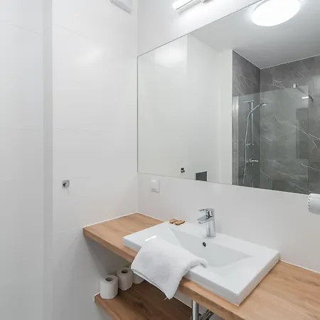 Апартаменти Faro Kasprowicza 20 Ab