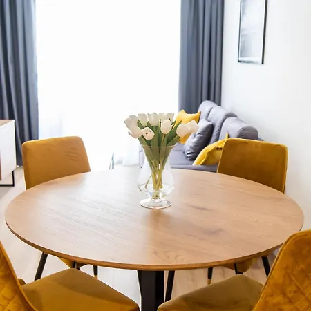 Faro Kasprowicza 20 Ab Колобжег