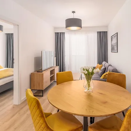 Faro Kasprowicza 20 Ab Колобжег